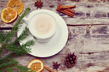 Fincan Cappuccino içecek ahşap arka plan 