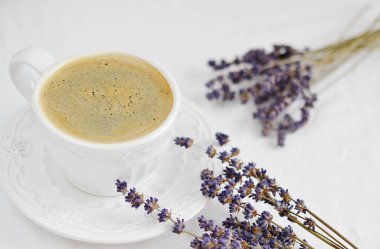 fincan kahve beyaz arka plan 