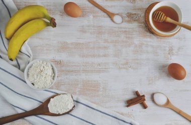 Muz krep için malzemeler 