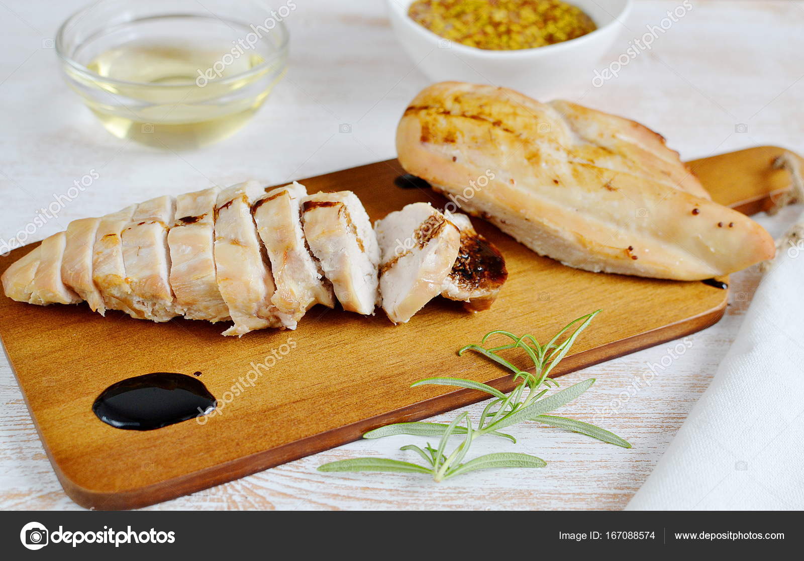 Biberiyeli ve Rezeneli Tavuk Biberiyeli ve Rezeneli Tavuk
