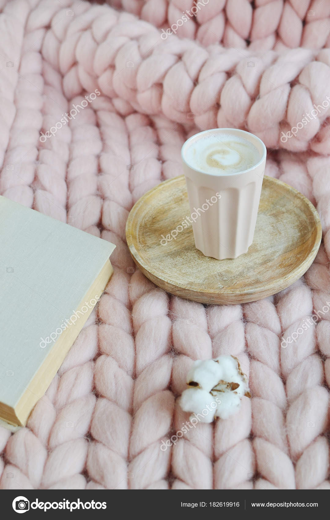 Tasse Mit Cappuccino Rosa Pastell Giant Plaid Fell Schlafzimmer ... Tasse Mit Cappuccino Rosa Pastell Giant Plaid Fell Schlafzimmer ...