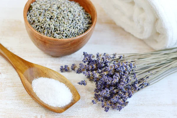 Ingredienti Naturali Corpo Fatto Casa Piedi Viso Lavanda Sale Scrub — Foto Stock