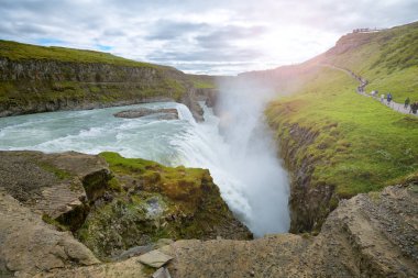 Gullfoss şelale Hvita Haukadalur vadisinde, İzlanda'nın Güney Nehri üzerinde