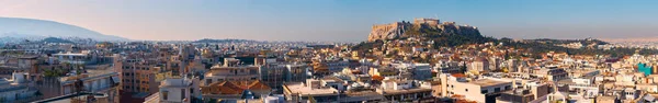 Panoramablick auf Athen und die Akropolis vom höchsten Punkt — Stockfoto