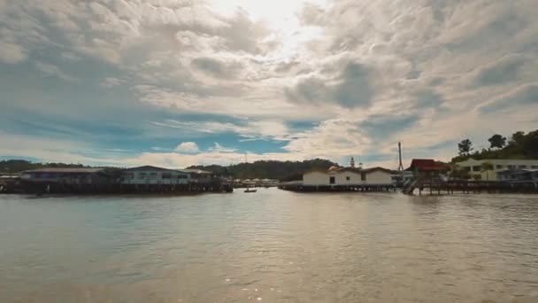Bandar Seri Begawan,Brunei Darussalam-MARCH 31,2017: View on the village on water in the capital — Stock Video