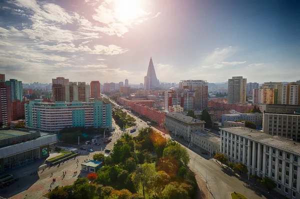 Pjöngjang, Nordkorea-Oktober 13.10.2017: Stadtpanorama von oben — Stockfoto