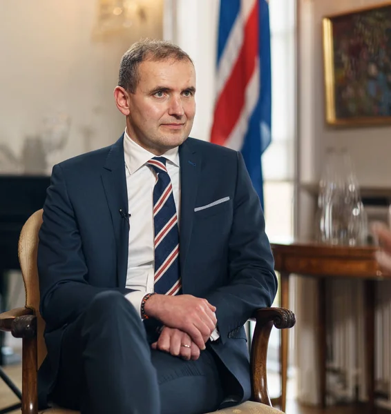 REYKJAVIK, ICELAND / OCTOBER 31,2017: President of Iceland Gudni Johannesson during an interview with Russian television — стоковое фото