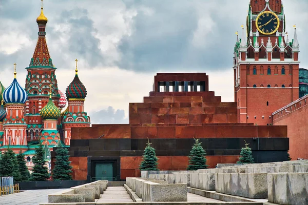 Moskova, Rusya/Ekim 30/2017: Lenin'in mauselium Kızıl Meydan — Stok fotoğraf