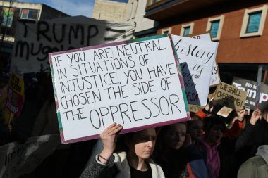 Şehir Merkezi ile Protestersmarch