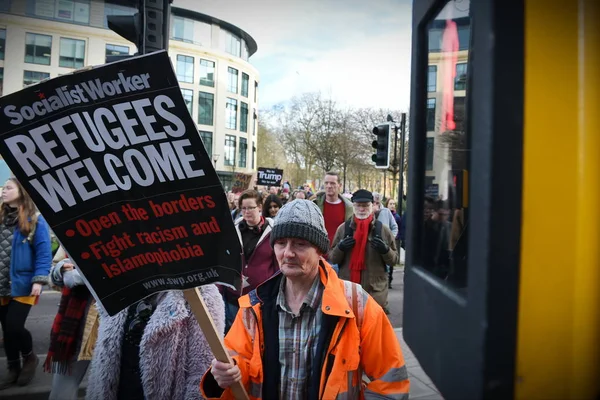 Demonstration gegen muslimisches Einreiseverbot — Stockfoto