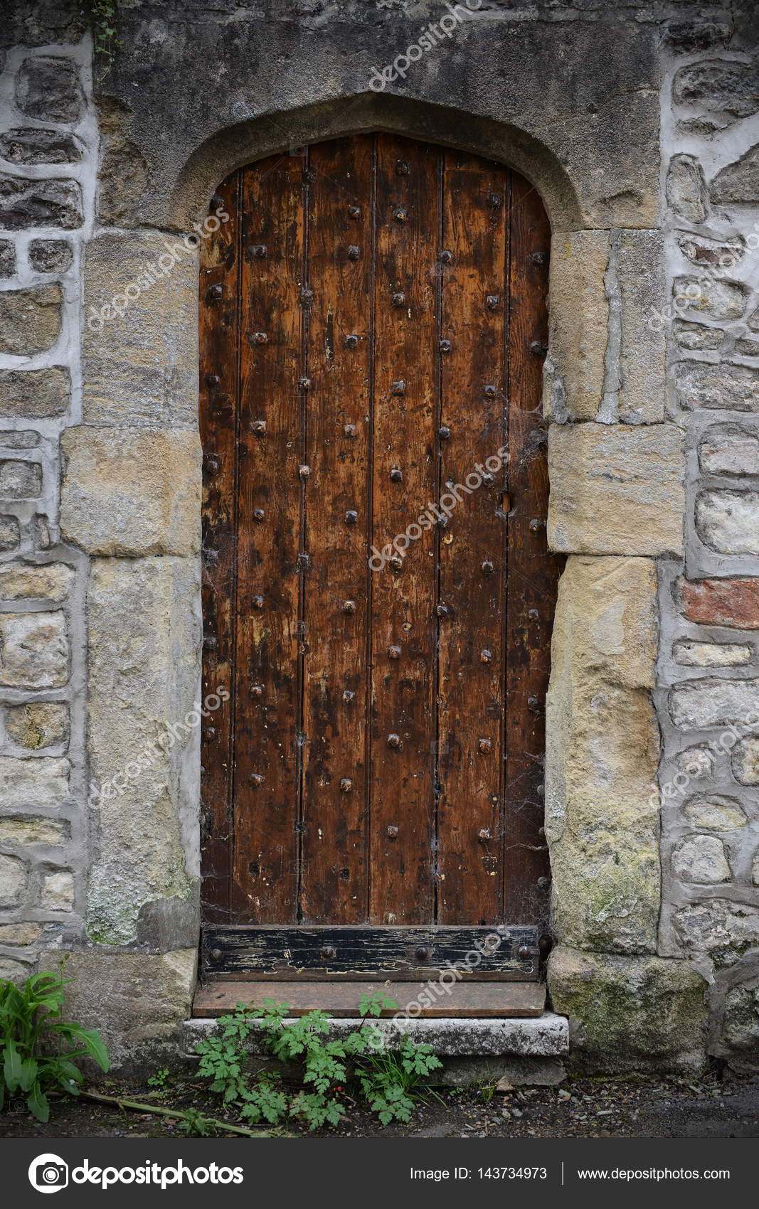 Porte d'entrée ancienne en bois — Photographie 1000Words ...