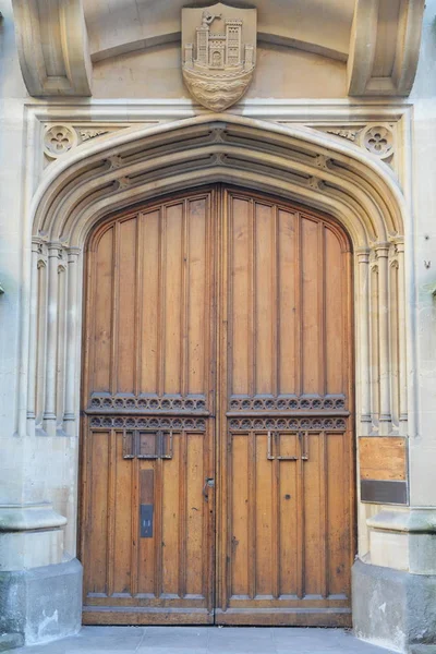 House oak front door — Stock Photo, Image