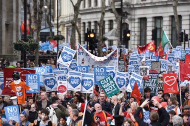 Londra, İngiltere - 4 Şubat 2017: Nhs destek gösteri sırasında Londra yürüyen protestocular