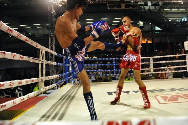 Bangkok Thailand Nvember 2012 Dappere Mannen Gevechten Bij Amateur Thaise — Stockfoto