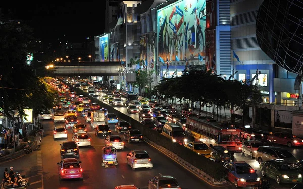 Bangkok Tailândia Novembro 2012 Vista Carros Movimento Pela Rua Movimentada — Fotografia de Stock