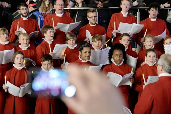 Bristol November 2014 Bristol Cathedral Choir Performing Cabot Circus Shopping — Stock Photo, Image