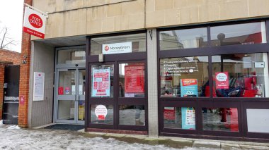 Postane vitrini manzarası