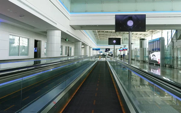 Die Leere Rolltreppe Für Die Passagiere Flughafen — Stockfoto