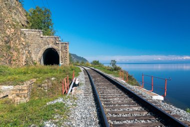 Çevre-Baykal demiryolu eski tüneli