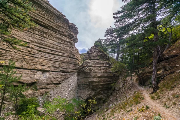 Les rochers dans les environs Taraktash — Photo