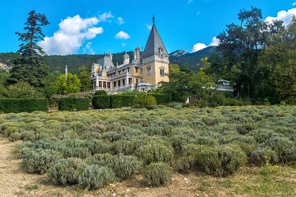 Massandra palace av kejsaren alexander iii — Stockfoto