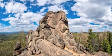 Krasnoyarsk Pillars saklıdır. İkinci ayağı