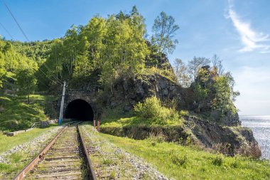 Çevre-Baykal demiryolu eski tüneli