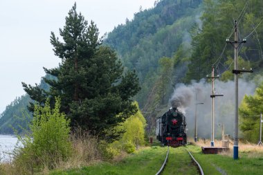 turist buhar tren sürmek çevre-Baykal demiryolu