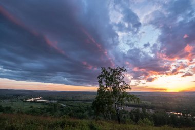 Irkut Nehri güzel gün batımı