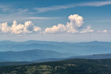 Khamar-Daban dağ manzarası