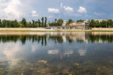 Angara Nehri Irkutsk şehrin çıkabilir görüntüleyin