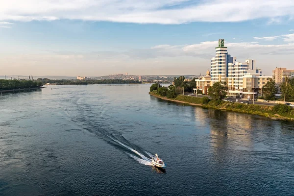 Irkutsk Angara Nehri görünümünü