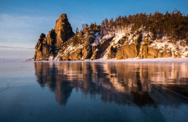 Küçük çan kulesi cliff Sandy Bay, Baykal Gölü