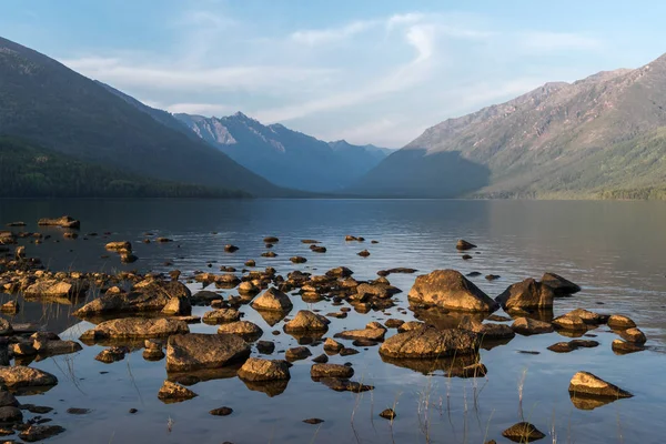 Lac Frolikha, région du nord du Baïkal — Photo