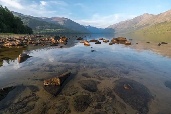 El fondo del lago Frolikha — Foto de Stock