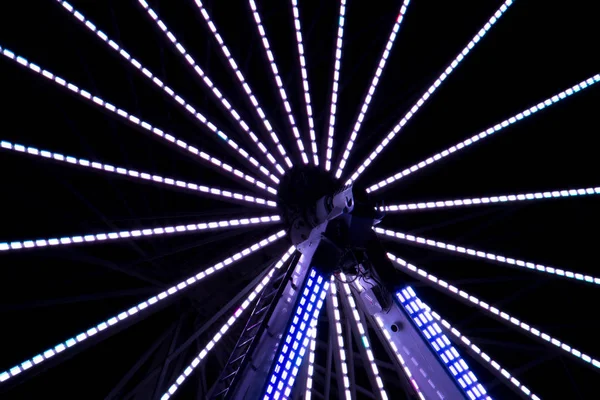 Gece uzun pozlama eğlence parkı