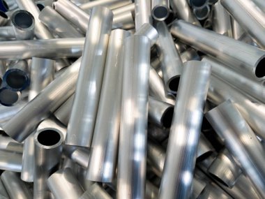 Alüminyum tüp kesme