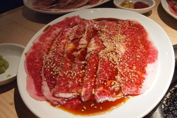 Hochwertiges rohes Wagyu japanisches Rindfleisch — Stockfoto