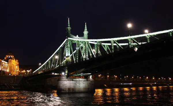 Freiheitsbrücke in Budapest — Stockfoto