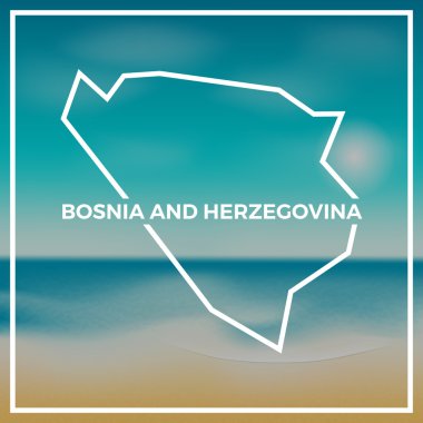 Bosna-Hersek haritası parlak güneş ile plaj ve tropikal deniz fonunda kaba anahat.