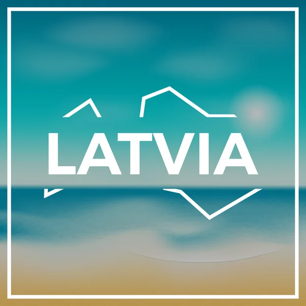 Lettland Karte grobe Umrisse vor dem Hintergrund von Strand und tropischem Meer mit heller Sonne. — Stockvektor