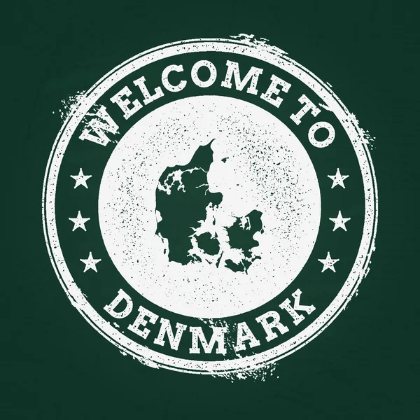 Beyaz tebeşir doku retro damga ile Danimarka Krallığı harita üzerinde yeşil bir yazı tahtası.