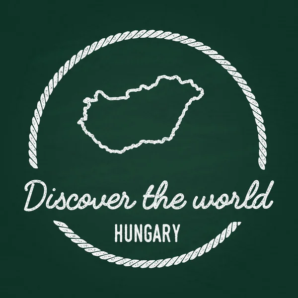 Insígnia hipster de textura de giz branco com mapa da República da Hungria em um quadro-negro verde . — Vetor de Stock