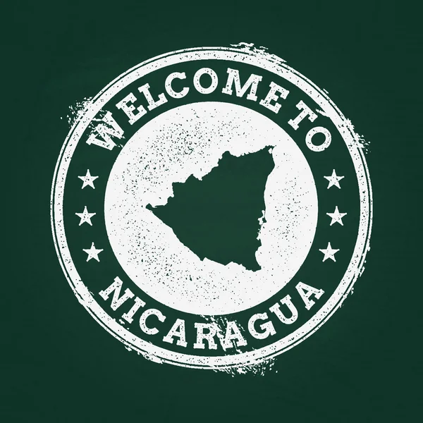 Sello retro de textura de tiza blanca con mapa de República de Nicaragua en pizarra verde . — Vector de stock