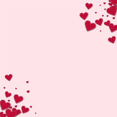 Açık pembe renkli vektör çizim kağıt kalpler dairesel köşelerinde kırmızı dikişli