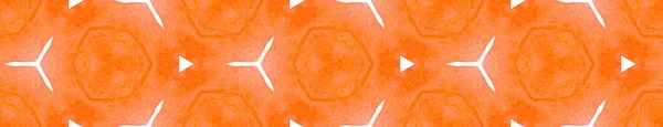 Orangefarbene Feder nahtlose Umrandung Blättern. geometrische Form — Stockfoto