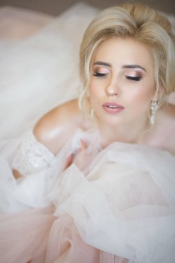 Gelin Moda makyaj ile portre portre