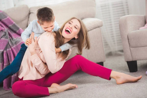 Young Mother Playing Son Floor Home Living Room — Stock Photo, Image