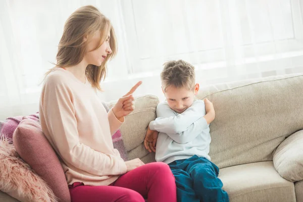 Mother Punishing Son Couch Home — Stock Photo, Image