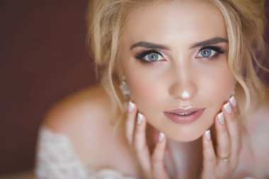 Gelin Moda makyaj ile portre portre